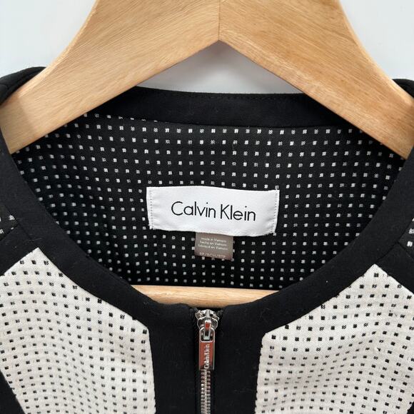 Calvin Klein Black and White Patterned Zip up Blazer // 8Petite - Picture 8 of 8